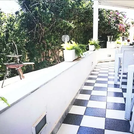 Vendégház Casa Lu Salentu *