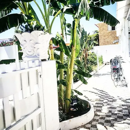 Konukevi Lu Salentu Torre Lapillo